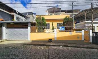 Imagem: Casa com 4 dormitórios à venda, 185 m²