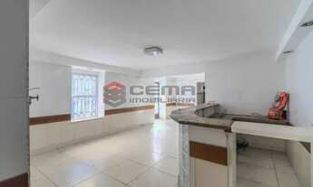 Imagem: Casa de rua-LOCAÇÃO-Laranjeiras-Rio de