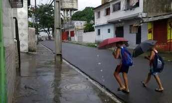 Imagem 2: Apartamento com ponto comercial no Curado IV