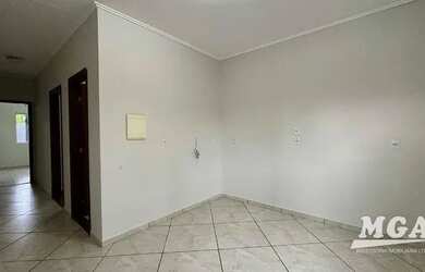 Imagem 4: Casa com 3 dormitórios para alugar, 180 m² por R$ 3.017/mês - Jardim Ipê III - Foz do Igua
