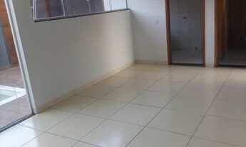 Imagem 6: VENDO CASA COM PISCINA