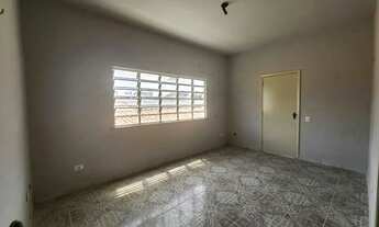 Imagem 3: Casa duplex no bairro Ininga zona leste de Teresina, com 04 suítes, próximo a UFPI