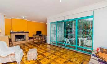 Imagem 6: Casa à venda em Guarujá com 400 m², 5 quartos, 3 suítes, 5 vagas