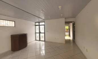 Imagem 4: VENDO CASA COM 04 QTOS COM PISCINA - DOM PEDRO 2