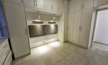 Imagem 6: Apartamento à venda com 3 quartos, sendo 1 suíte, no condomínio Do Edifício Maria Luiza, R