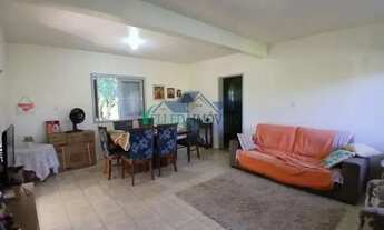 Imagem 3: Sítio com açude, casa principal, casa de caseiro e galpão, próximo do asfalto em Águas Cla