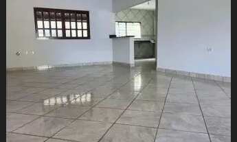 Imagem 2: Casa para venda tem 180 metros quadrados com 3 quartos em Village Santa Rita - Goiânia - G