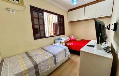 Imagem 10: CASA AMPLA COM 4 QUARTOS SENDO 1 SUÍTE LOCALIZADA NO BAIRRO JARDIM PONTE ALTA EM VOLTA RE