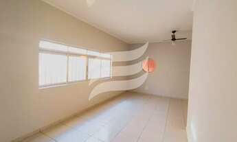 Imagem 4: Casa 03 quartos à venda no bairro Vila Bandeirantes