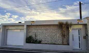 Imagem: LINDA CASA A VENDA TURU