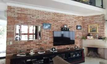 Imagem 3: Casa com Suíte Master e Piscina no Bairro Neópolis