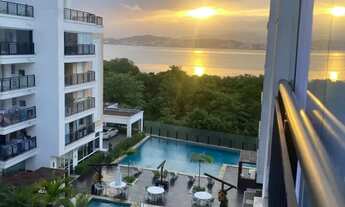 Imagem 5: Apartamento para venda com 3 suítes e 2 vagas de garagem no Abraão - Florianópolis - SC