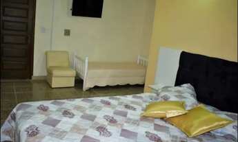 Imagem 3: Sobrado (residencial ou pousada) a 50m da praia, com quiosque