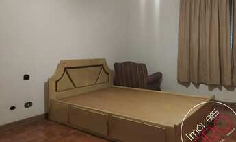 Imagem 7: 300m² com 4 dormitórios sendo 2 suítes e 3 vagas no Jardins