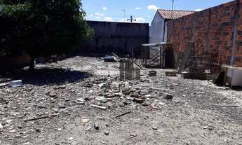 Imagem: Terreno à venda, 300 m² por R$ 215.000,00