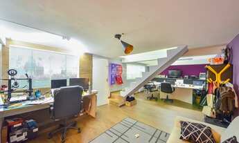 Imagem 3: Casa para venda tem 208 metros quadrados com 4 quartos em Seminário - Curitiba - PR