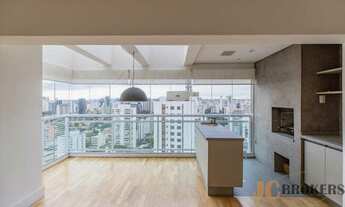 Imagem 4: Cobertura com 222m² de área total e 120m² de área útil, 2 dormitórios sendo 2 suítes, 2 va