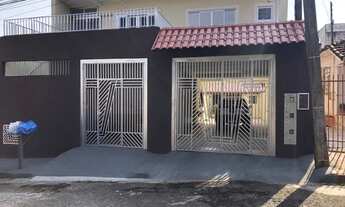 Imagem: Casa assobradada com 4 quartos - Bairro