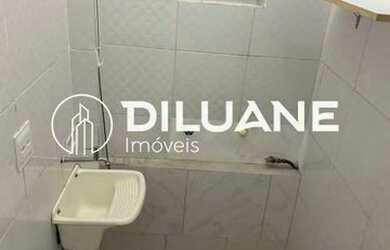 Imagem 2: Conjugadão todo em piso frio, sem nada para fazer só entrar e morar. Imóvel possuí a maior