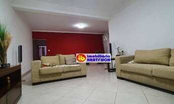 Imagem 2: Sobrado com 3 dormitórios - 1 suíte - com 3 vagas e 168 m² de construção - por R$ 1.500.0