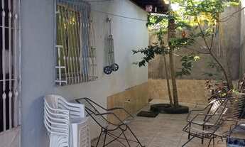 Imagem 2: Duas casas no mesmo terreno na avenida principal perto da Escola Mata Roma