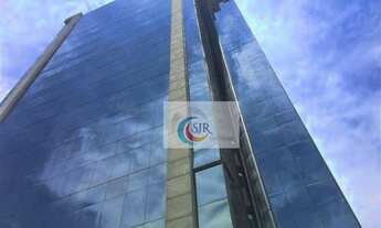 Imagem 2: Conjunto comercial com 572 m² de área útil, com 12 vagas de garagem, piso elevado e ar con