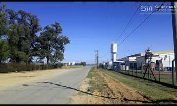 Imagem 6: ÁREA COMERCIAL PLANA JUNTO À DUTRA E AO SHOPPING - LORENA - SP
