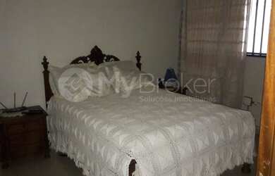 Imagem 7: Casa com 3 quartos - Bairro Jardim Mariliza em Goiânia