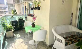 Imagem 2: Apartamento para venda possui 145 metros quadrados com 4 quartos em Icaraí - Niterói - RJ