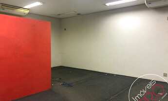 Imagem 6: Esquina Moema Pássaros, 300 metro em vão livre, agende sua visita!!!!