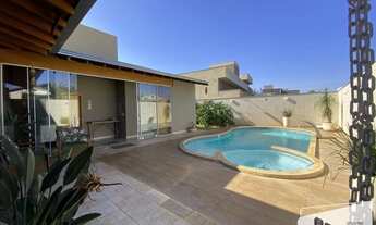 Imagem: Sobrado de Condomínio com 5 dorms, Terra