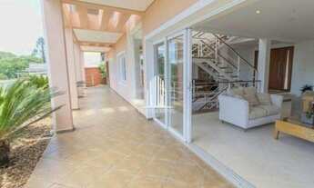 Imagem 4: Casa em Cotia 500m2 com 3 dormitorios e 6 vagas de garagem