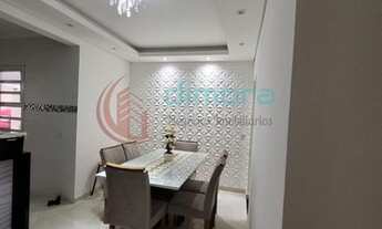 Imagem 2: Sobrado para Venda em Mogi das Cruzes, Vila Cintra, 3 dormitórios, 1 suíte, 3 banheiros, 3