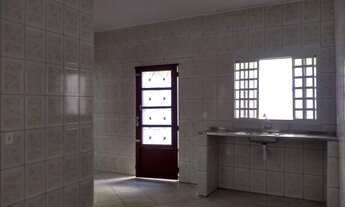 Imagem 2: Casa desocupada para venda lote 8x16 com 128 M² com 2 quartos sendo uma suite Samambaia N