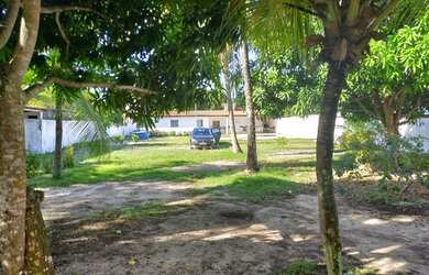 Imagem 3: Casa de condomínio para venda possui 300 metros quadrados com 2 quartos