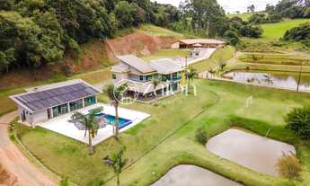 Imagem 3: Maravilhosa chácara com 3 lagos, piscina, hidro, spa, campo de futebol a apenas 130km de S