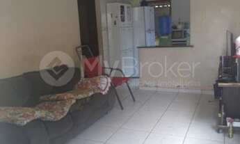 Imagem: Casa com 3 quartos - Bairro Cidade Vera