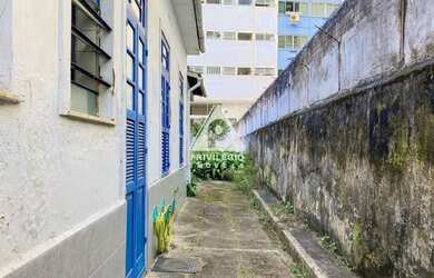 Imagem 7: Magnífica casa de 4 quartos na Gávea, com varanda e vaga para carros. Fica em rua com canc