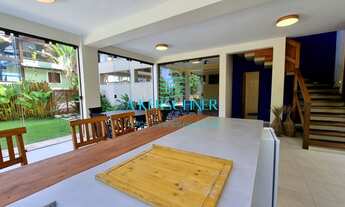 Imagem 7: ESPETACULAR CASA EM CONDOMÍNIO EM MEIO À NATUREZA, COM 4 SUÍTES E VISTA PARCIAL DO MAR