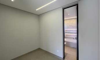 Imagem 3: Casa de condomínio sobrado para venda tem 425 metros quadrados com 3 quartos