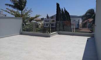 Imagem 5: Casa tríplex semi-mobiliada com 3 suítes no Centro de BC