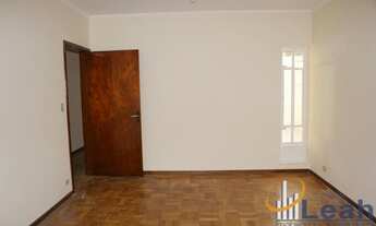 Imagem 4: Ótima casa para escritório ou consultório em rua de estacionamento fácil