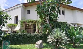 Imagem: Casa de Esquina! 4 Dorms! Estuda-se Permuta!