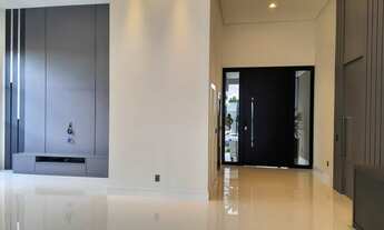 Imagem 5: Casa de condomínio para venda tem 450 metros quadrados com 3 quartos