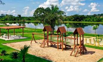 Imagem: Lote com 1535 m² em Condomínio fechado