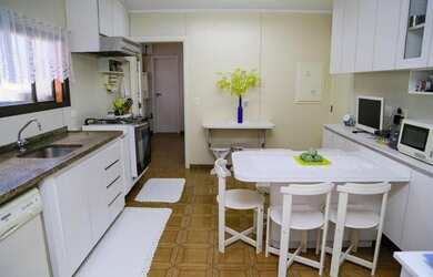 Imagem 10: Apto com 184 m² sendo 4 dormitórios, 1 suíte, 3 vagas, lazer por R$ 950.000- Centro - Sant