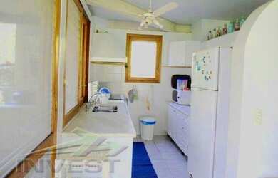 Imagem 5: Ubatuba, Praia do Felix - Pé na areia, sobrado com 200m2, estilo rustico, 04 Suítes