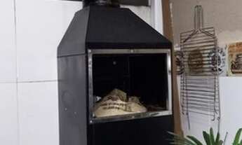 Imagem 3: Casa em Condomínio para Venda em Mogi das Cruzes, Jardim Layr, 2 dormitórios, 1 banheiro