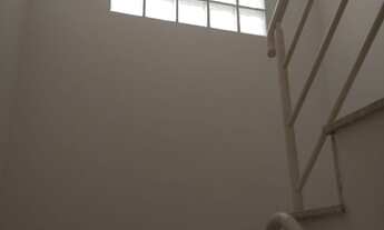 Imagem 5: Amplo sobrado em Taboão da Serra, 157m2, 4 quartos, 1 suíte, 1 banheiro e 1 lavado, garage