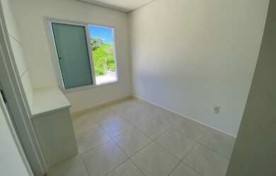 Imagem 2: Vendo Casa em condomínio no Eusébio, com móveis projetados em todos os ambientes